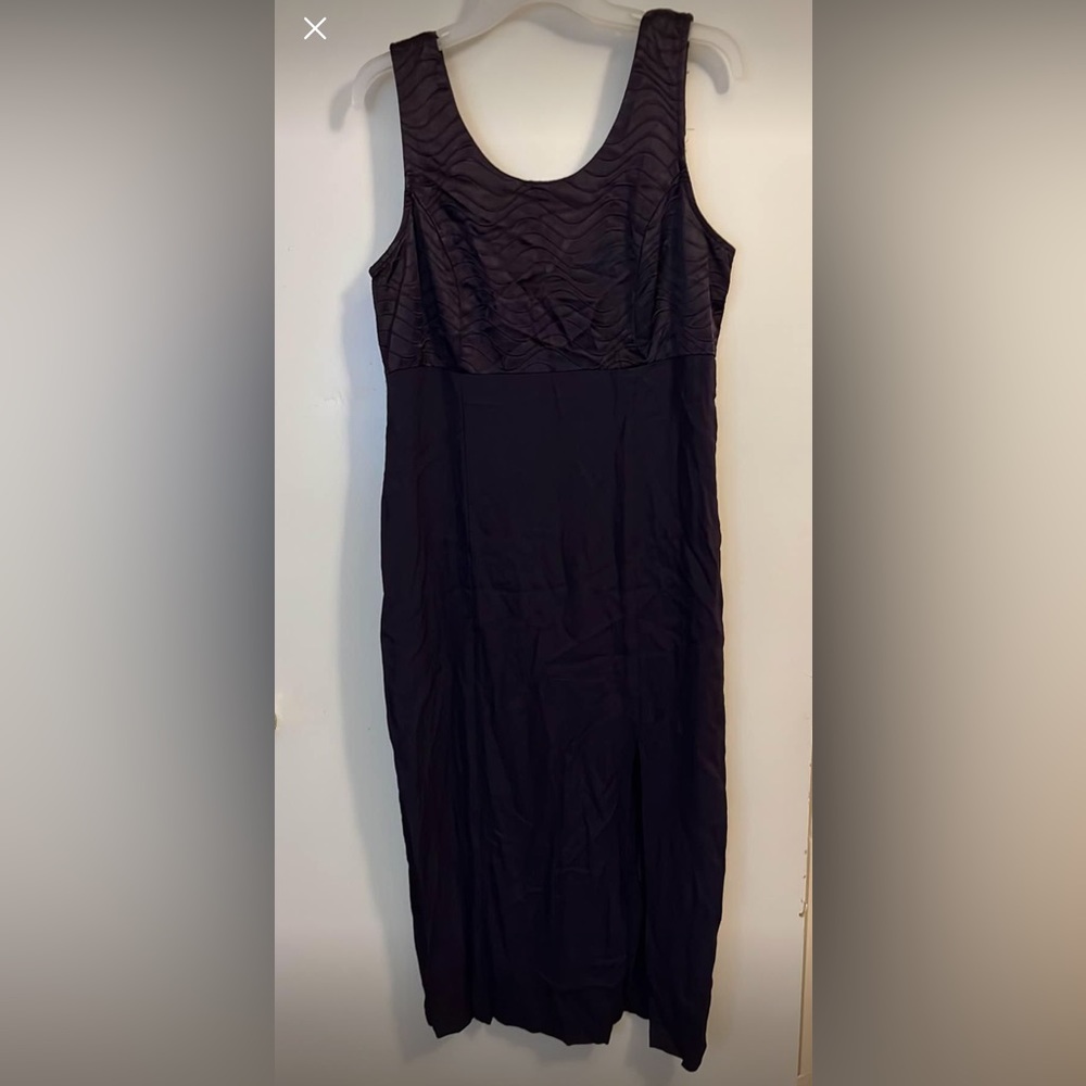 🌟 R.J & Co Midi Dress 🌟